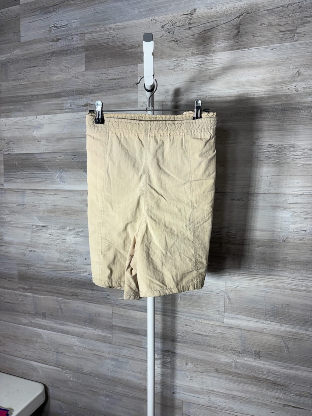 Speedo Men's Beige Elastic Waist Athletic Shorts 1907